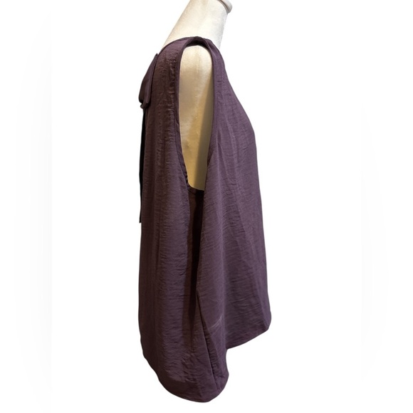 Dark Purple V-Neck Women's Top with bow on back. Size 3X - Picture 3 of 6